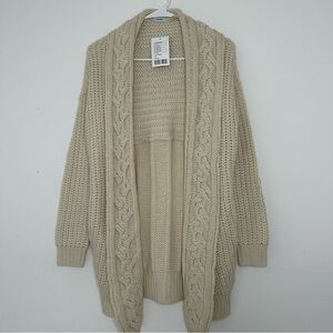 NWT Urban Outfitters Kimchi Blue Oversized Knit Cream Cardigan